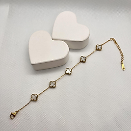 Beyaz sedef taşlı minimal çelik yonca bileklik