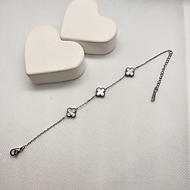 Beyaz sedef taşlı 3 lü minimal yonca bileklik