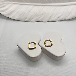 Minimal kare çelik küpe