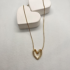 Taşlı düğüm kalp çelik kolye