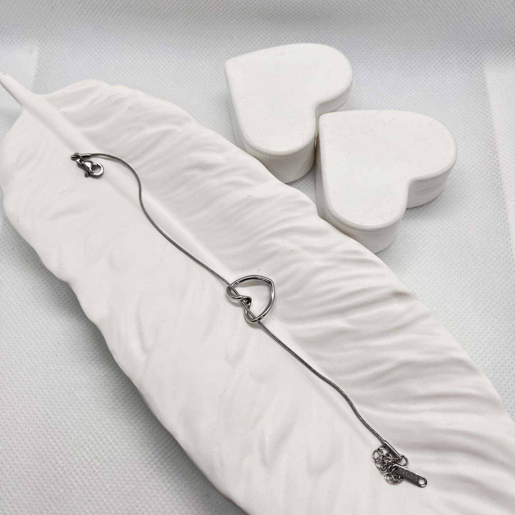 düğüm kalp çelik bileklik