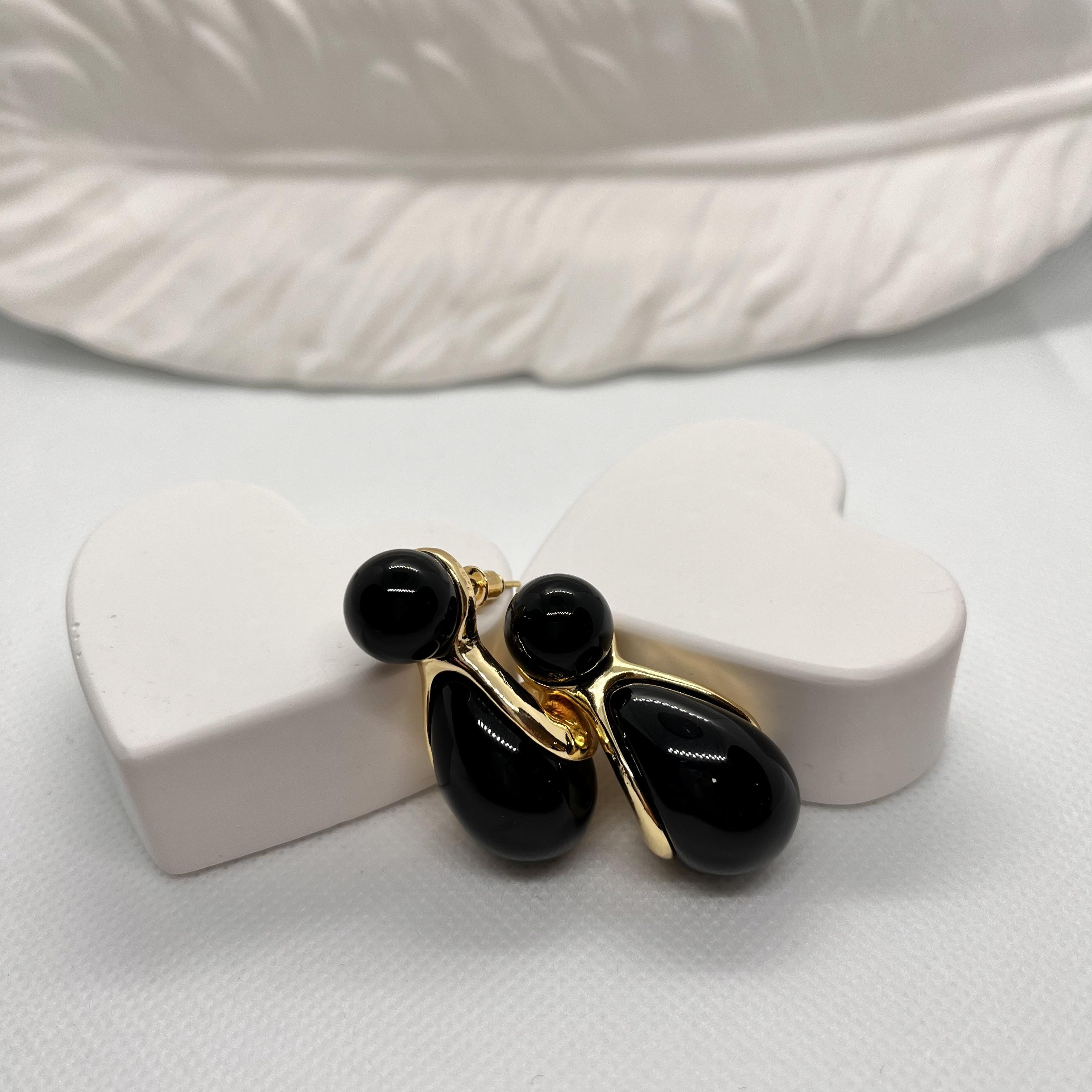 Vip siyah mineli damla küpe