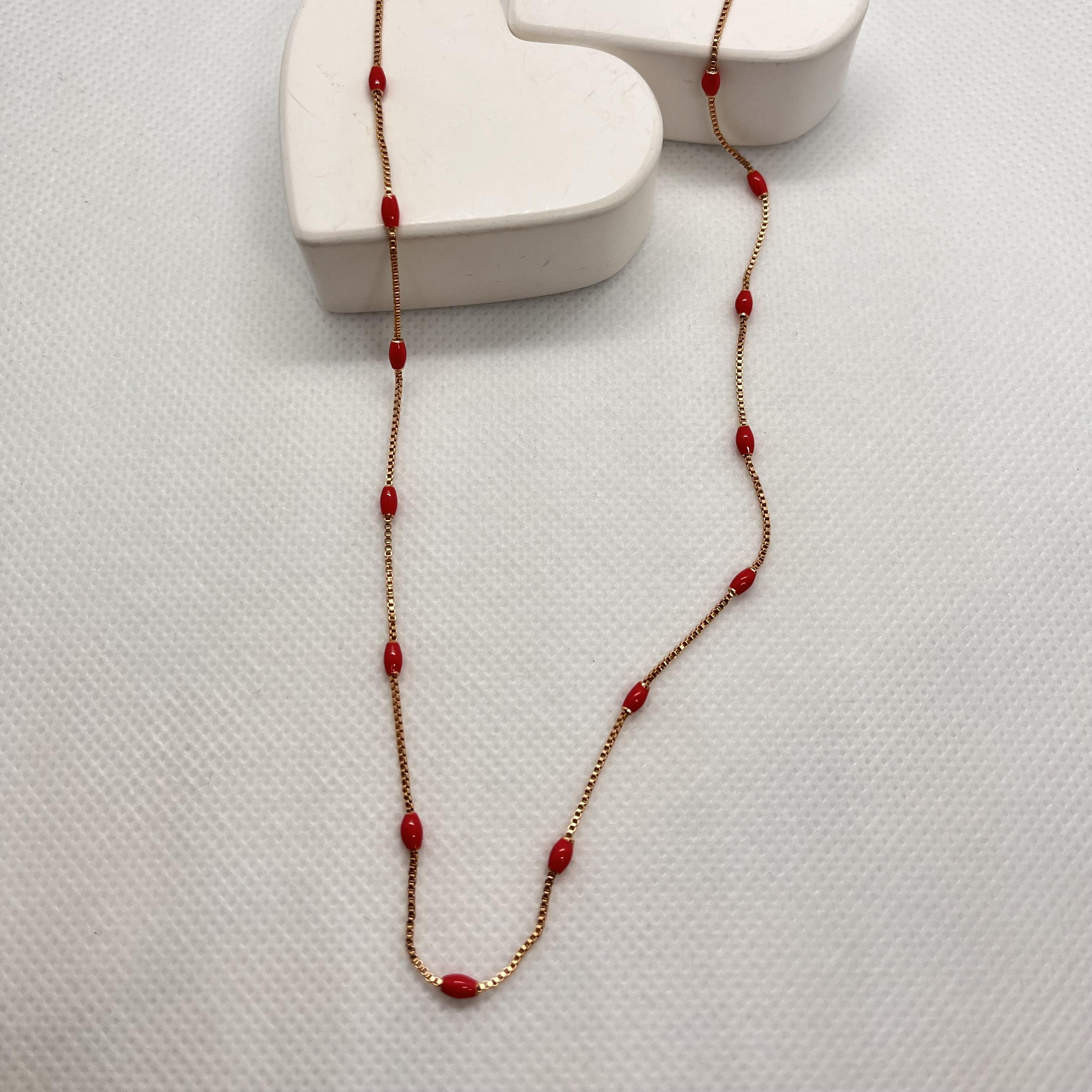 Özel seri kırmızı topcuklu kolye