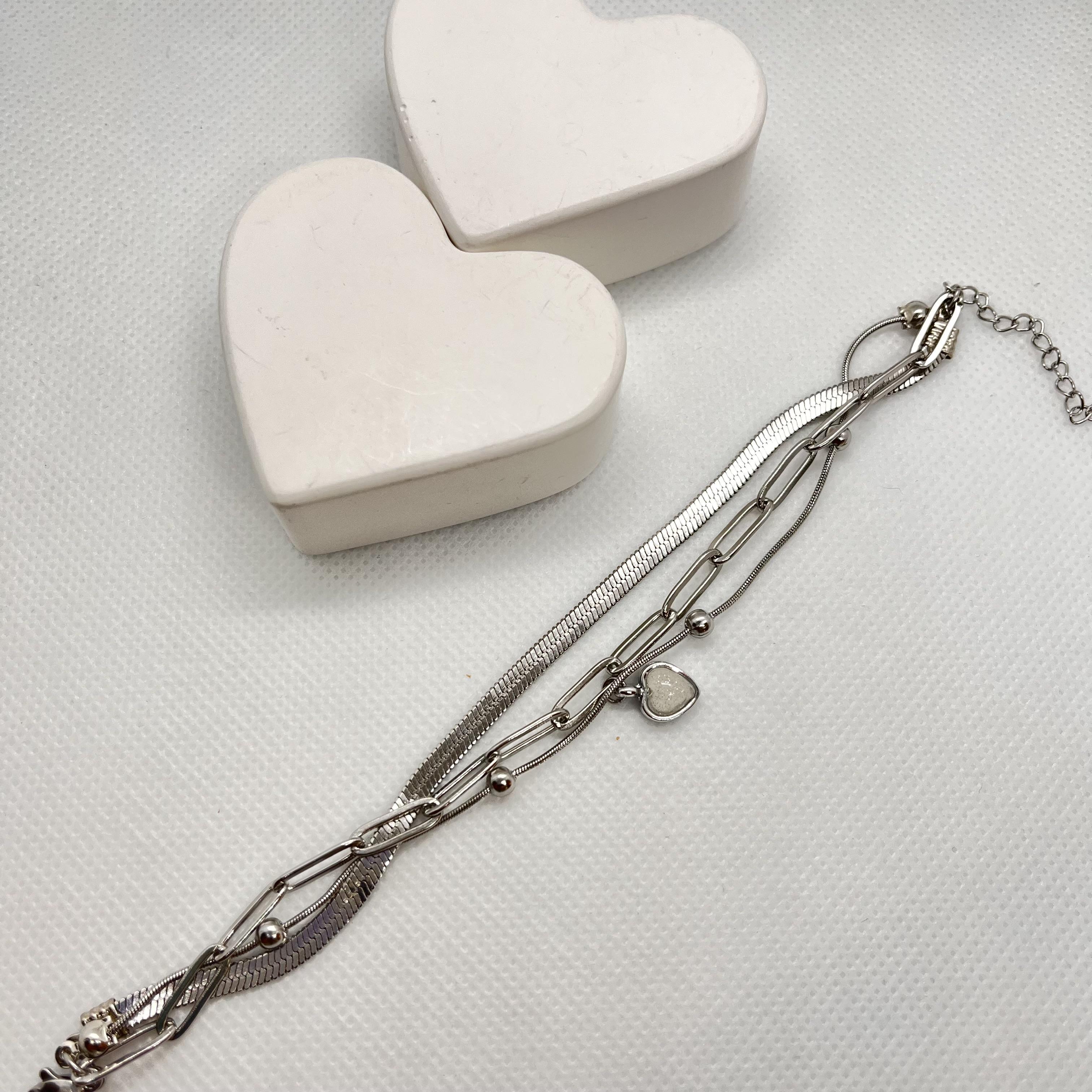 3lü ataç ezme ve topcuk detaylı çelik bileklik