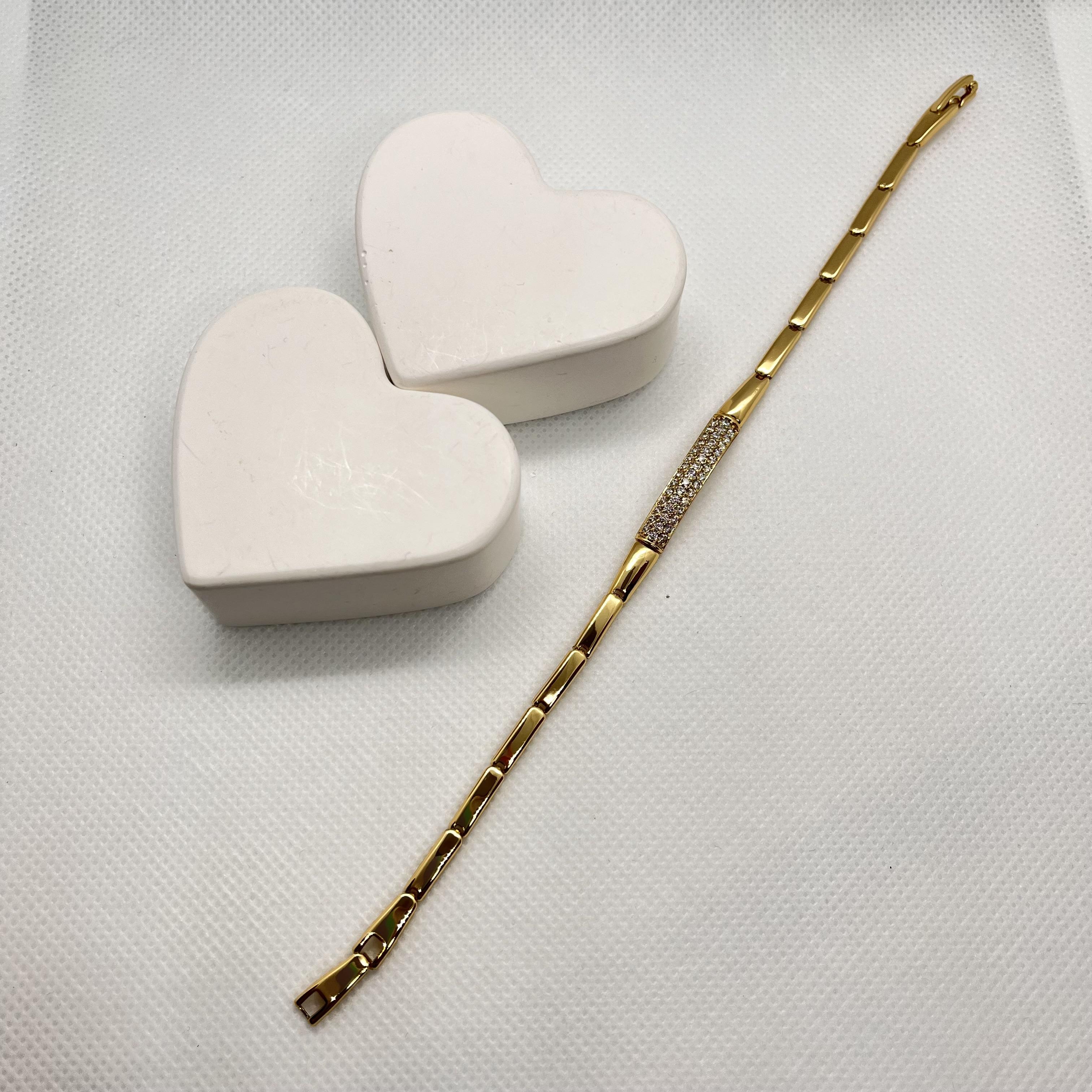 Özel seri taşlı bileklik