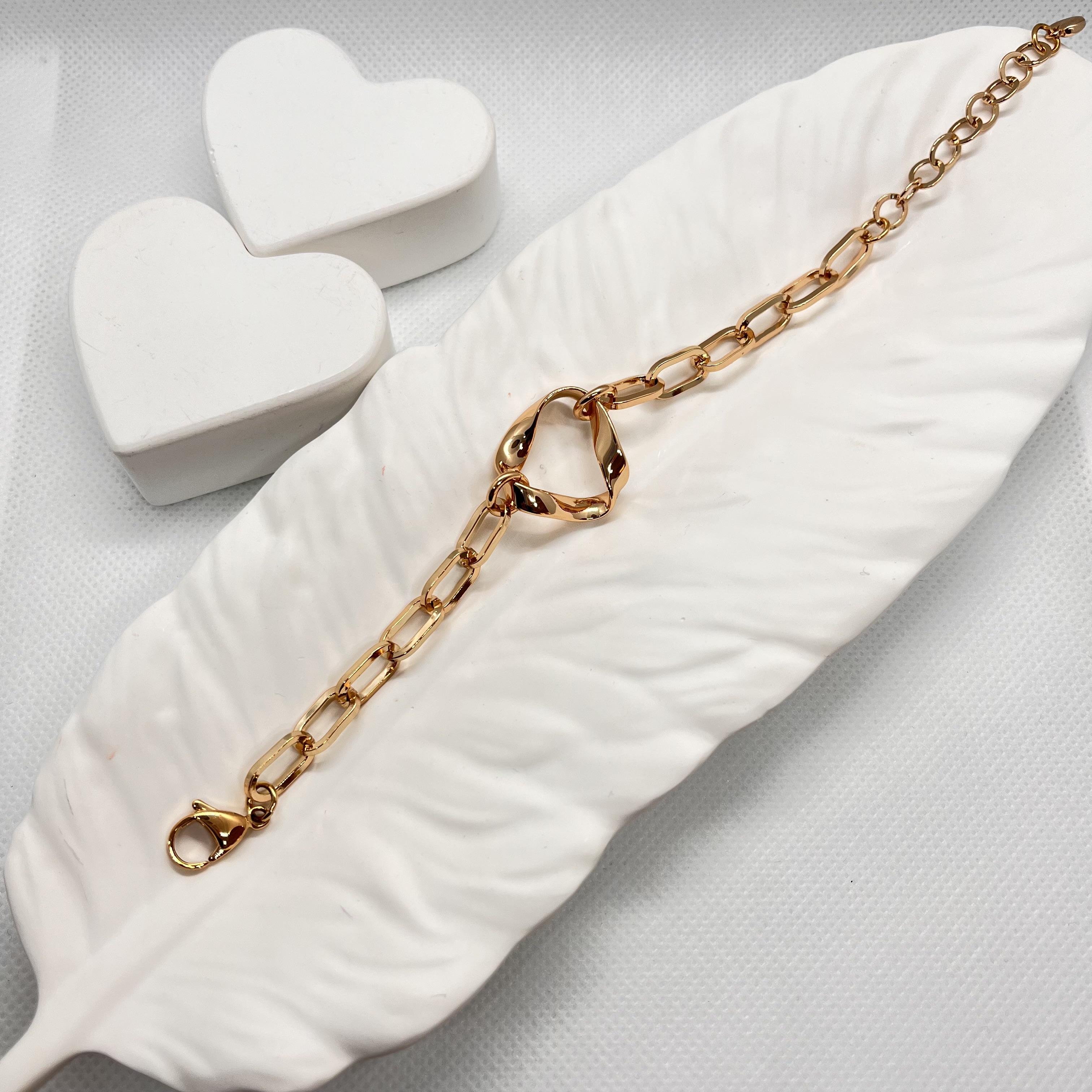 Özel seri ataç ve ortası burgu kalp bileklik