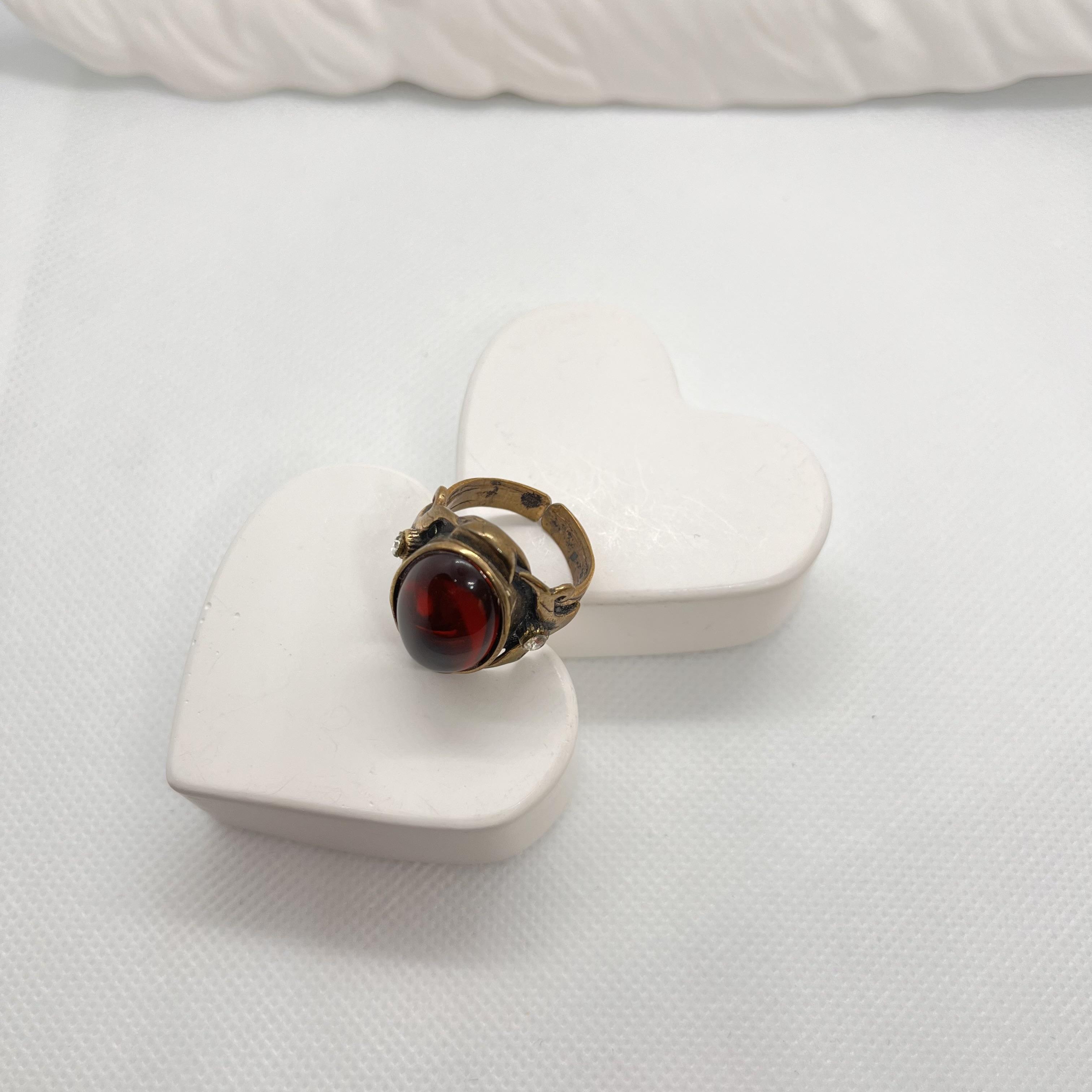 Bronz kehribar yüzük