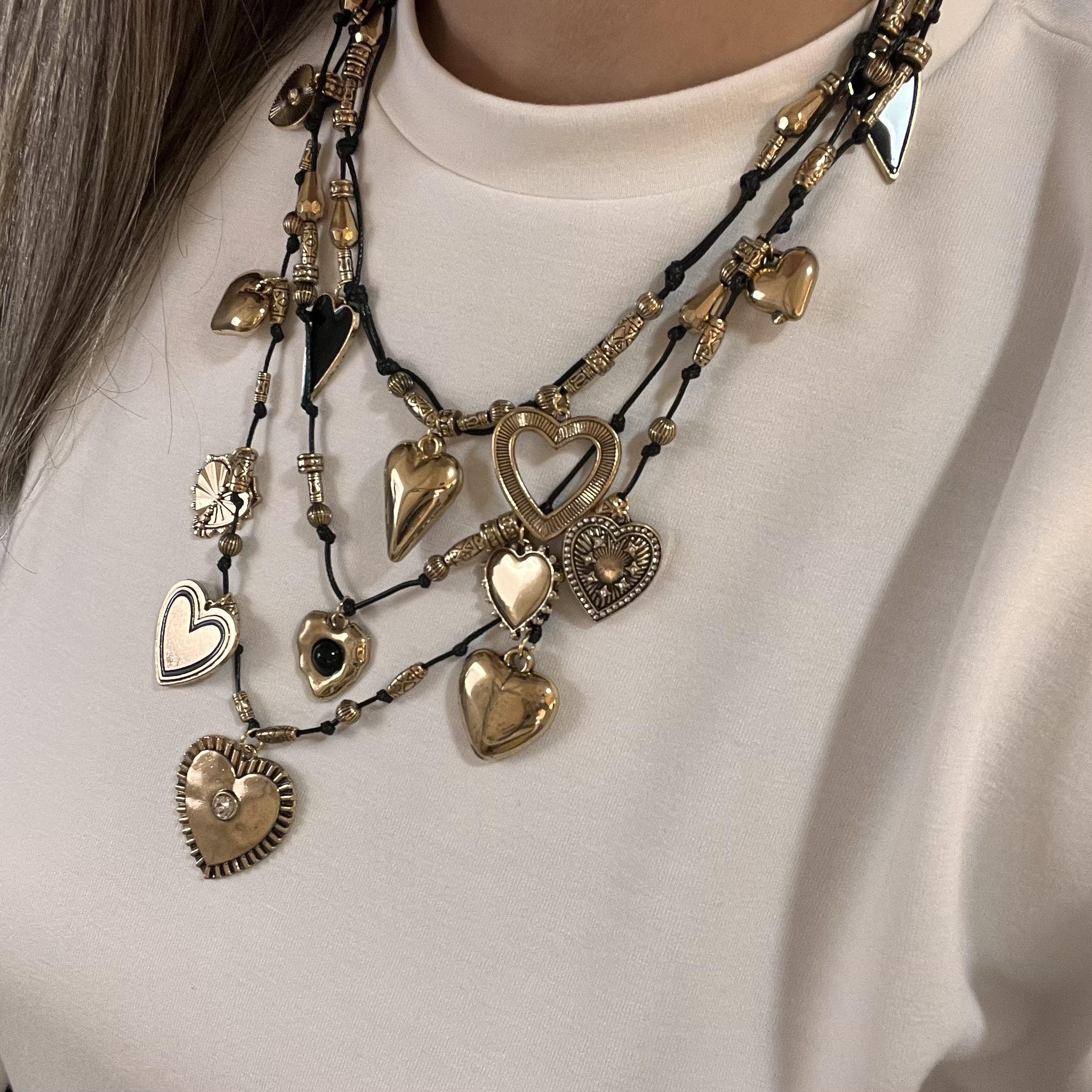 Marka model çoklu kolye