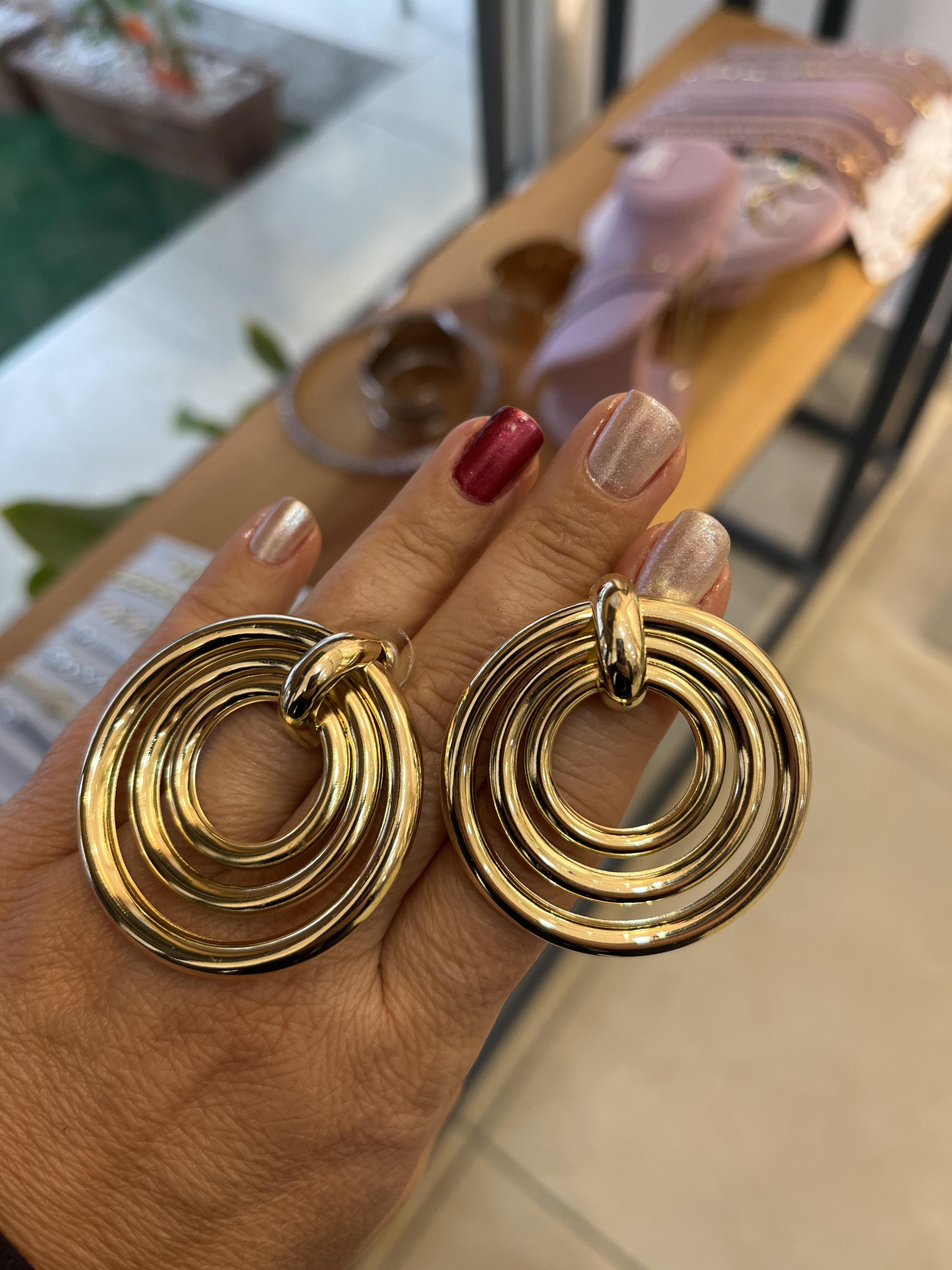 Özel seri halka küpe