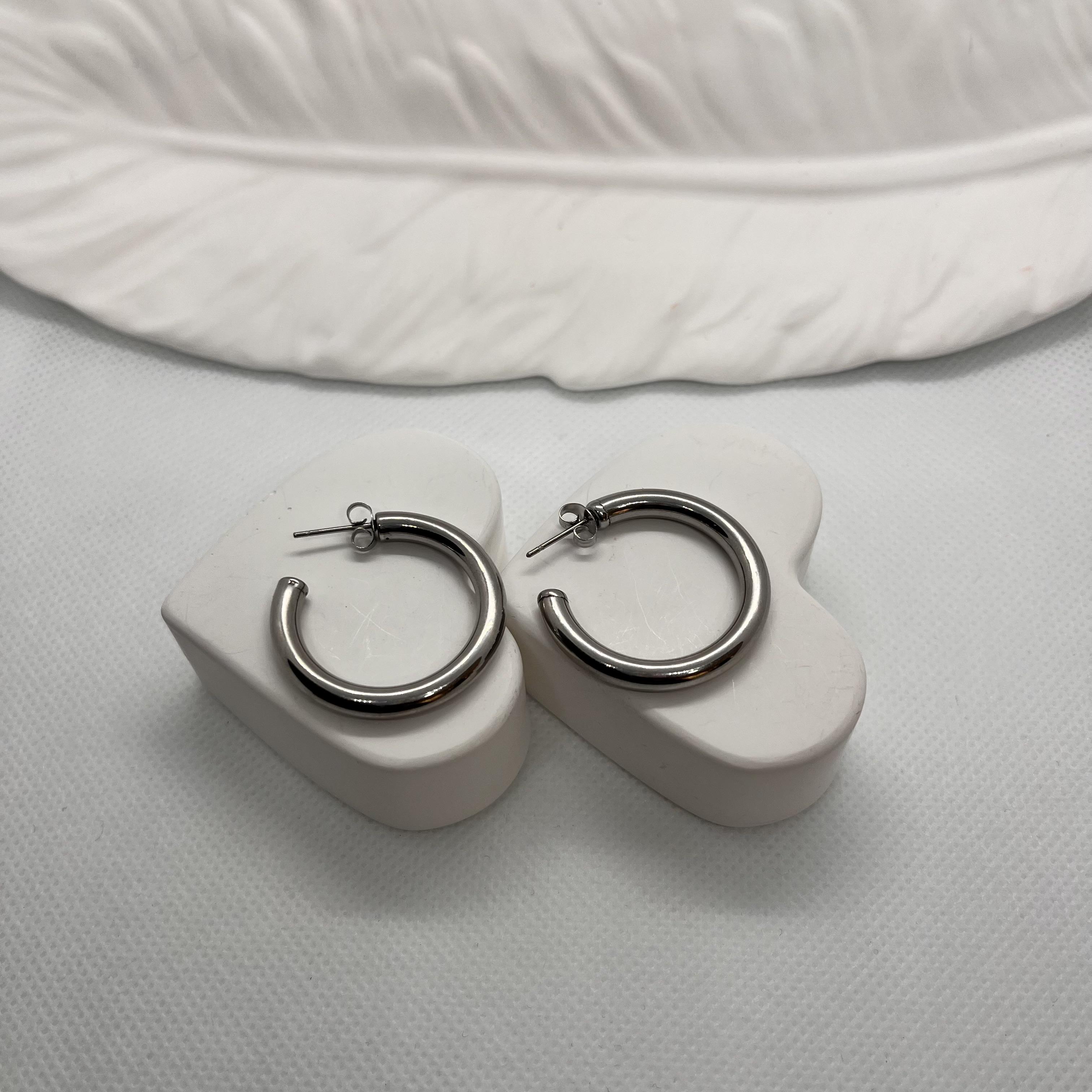 Çelik boru halka küpe