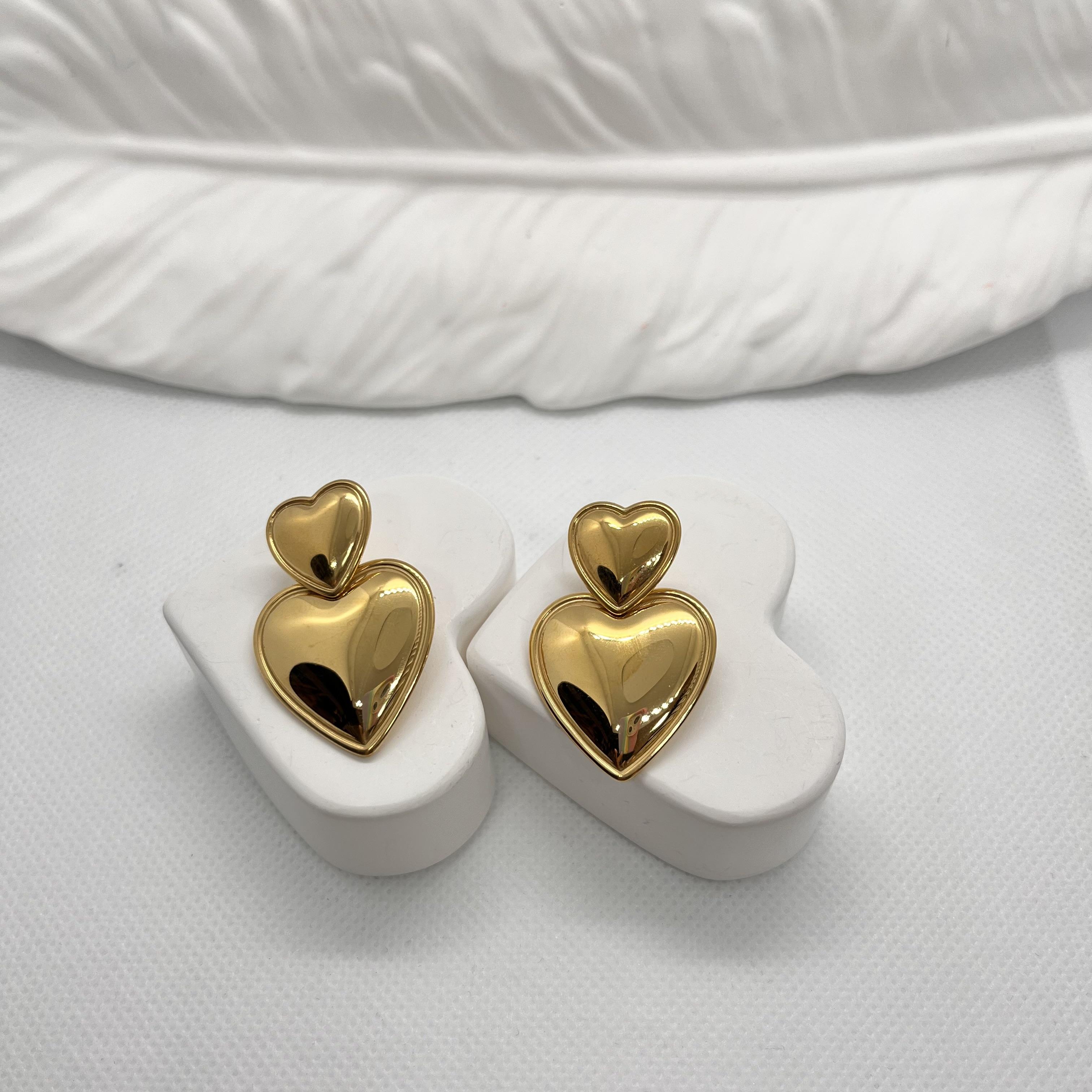 2li kalp çelik küpe