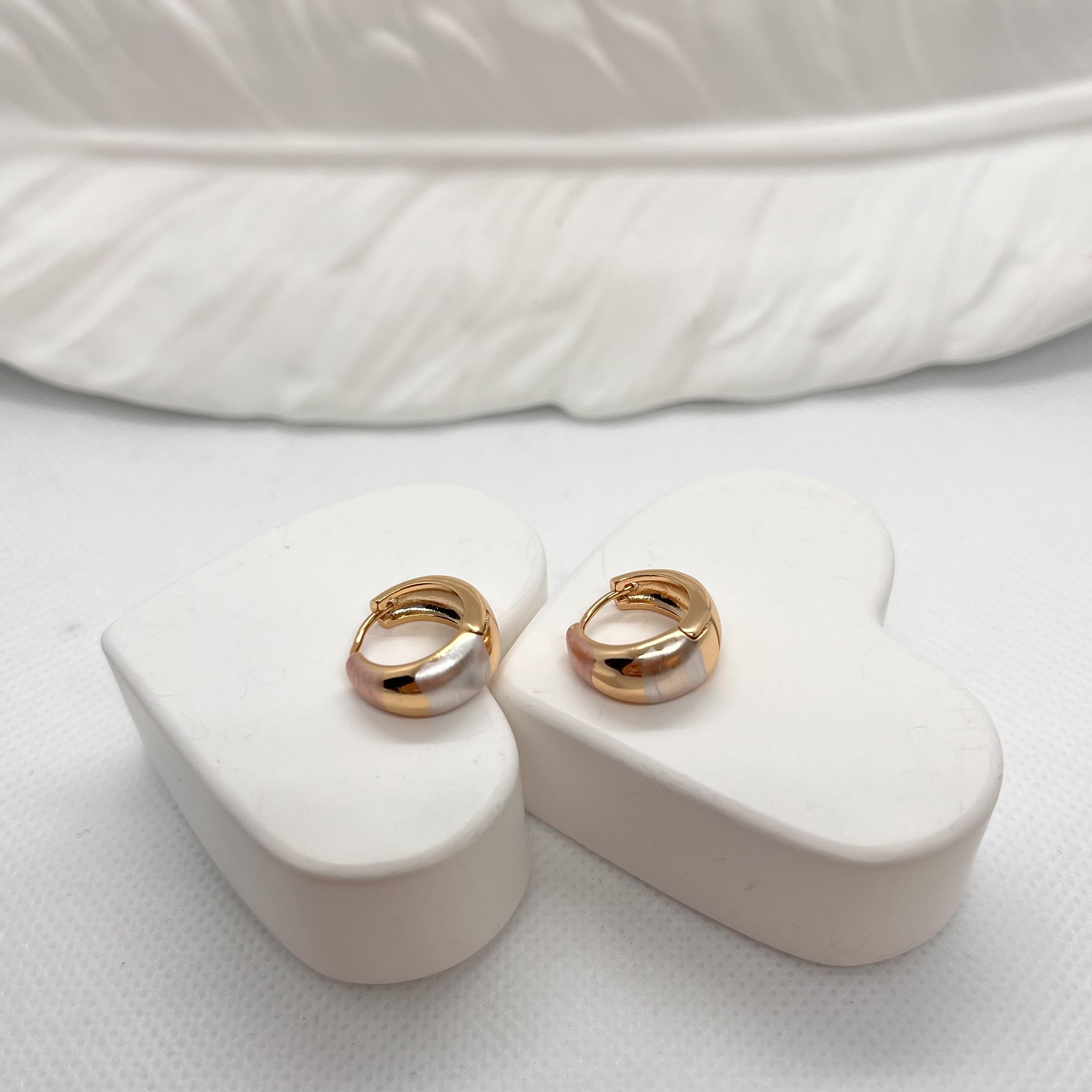 Vip renk geçişli minimal küpe