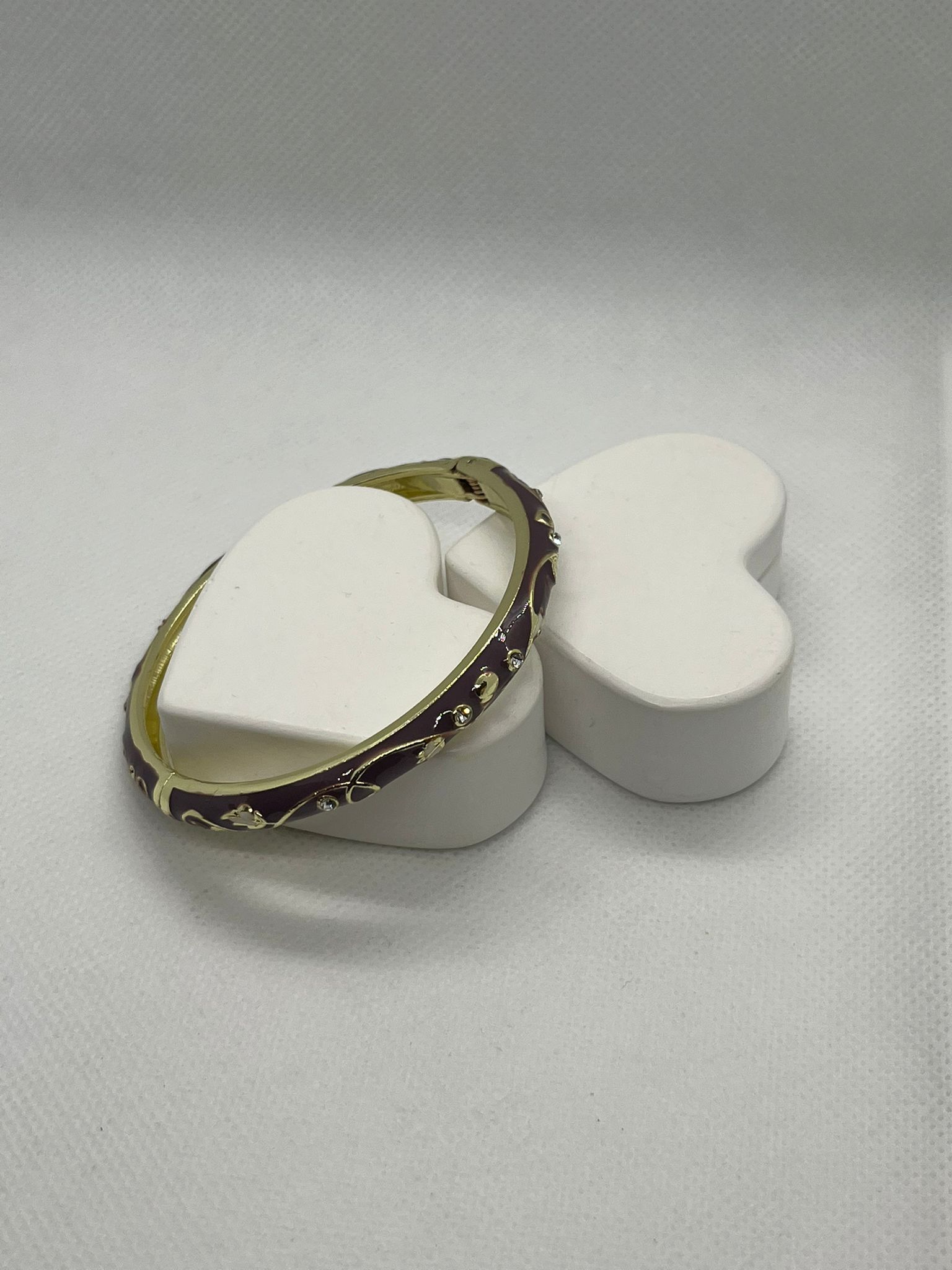 Mineli Zirkon Taşlı Mor Kelepçe