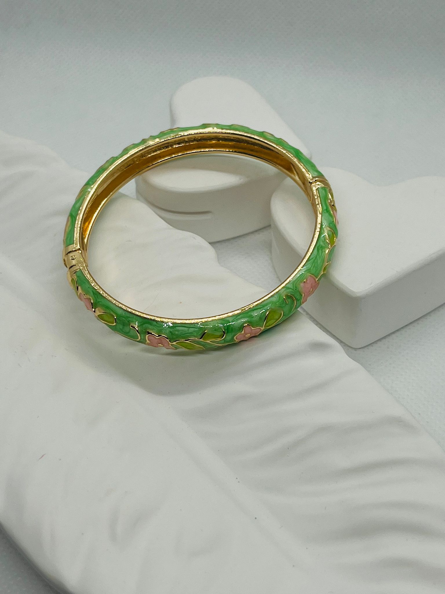 Mineli Zirkon Taşlı Yeşil-Pembe Kelepçe