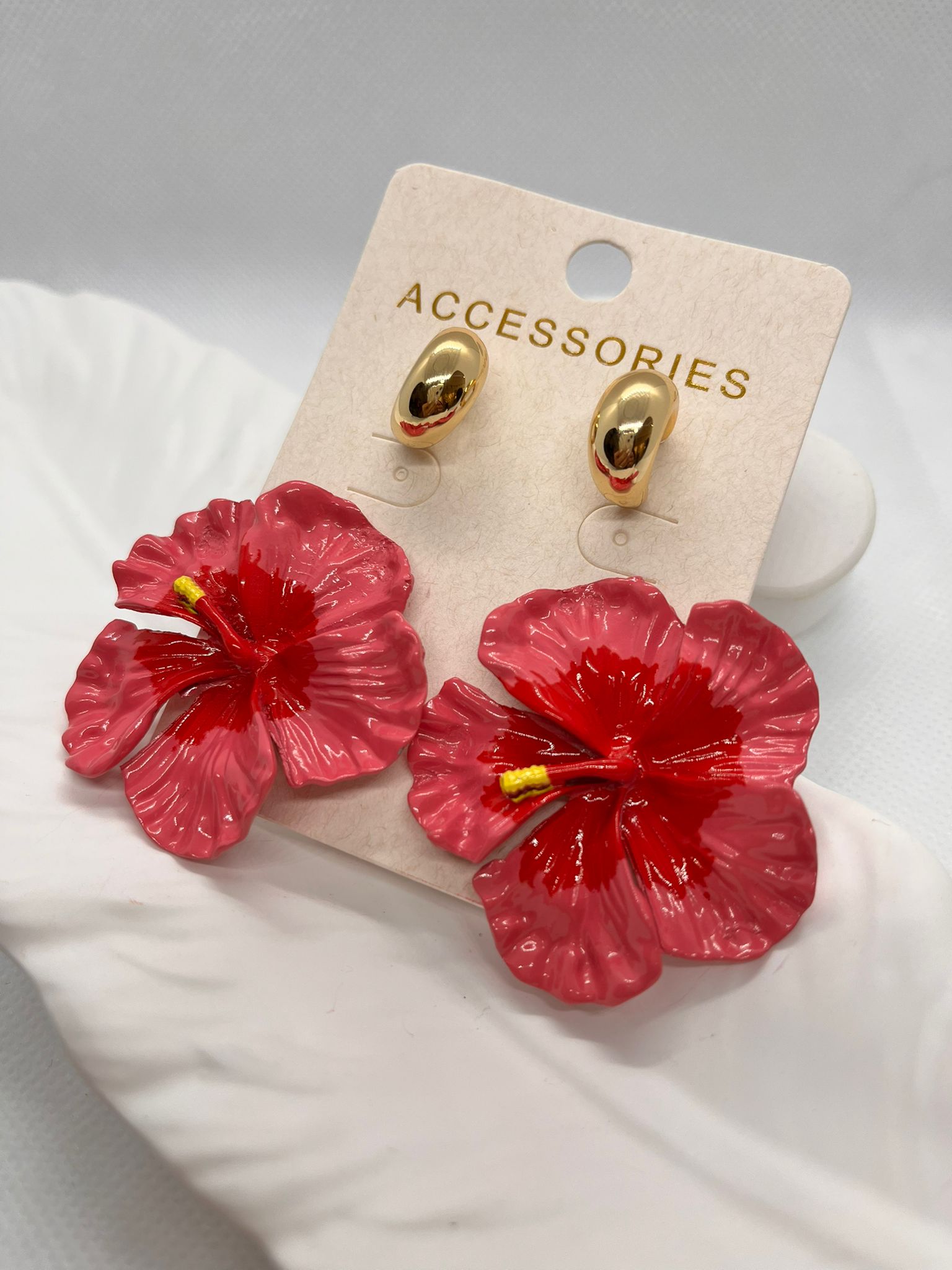 Hibiskus Çiçekli Küpe